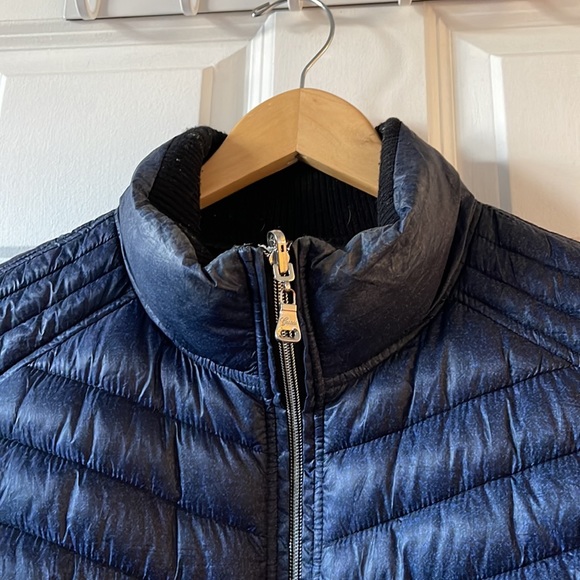 EUC Guess reversible puffer coat (M) - Picture 7 of 8